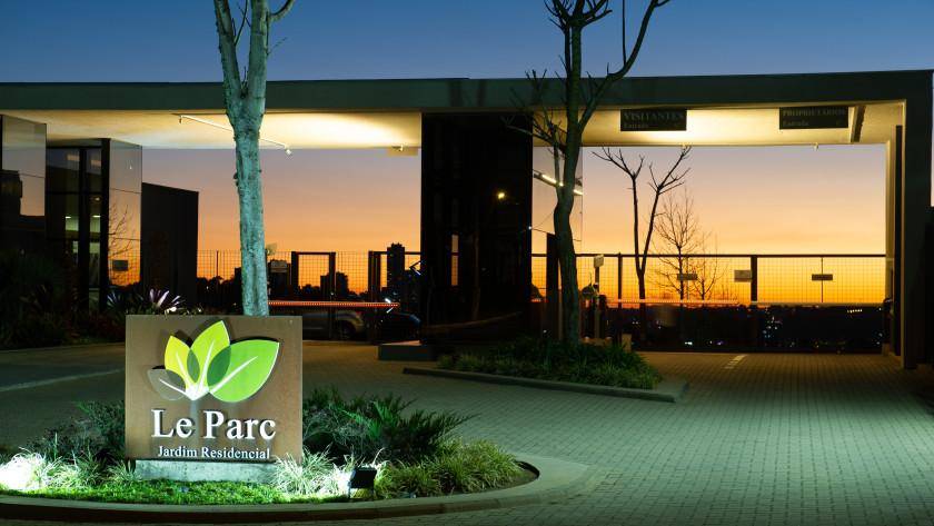 Terrenos no Le Parc Jardim Residencial