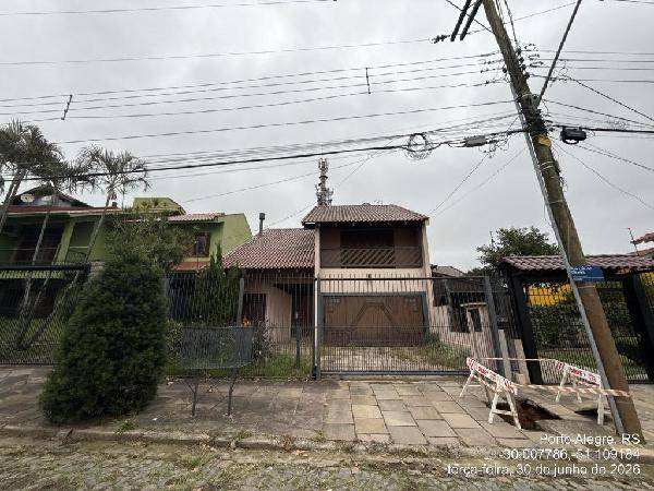 Casa em PORTO ALEGRE/RS — Leilão Caixa