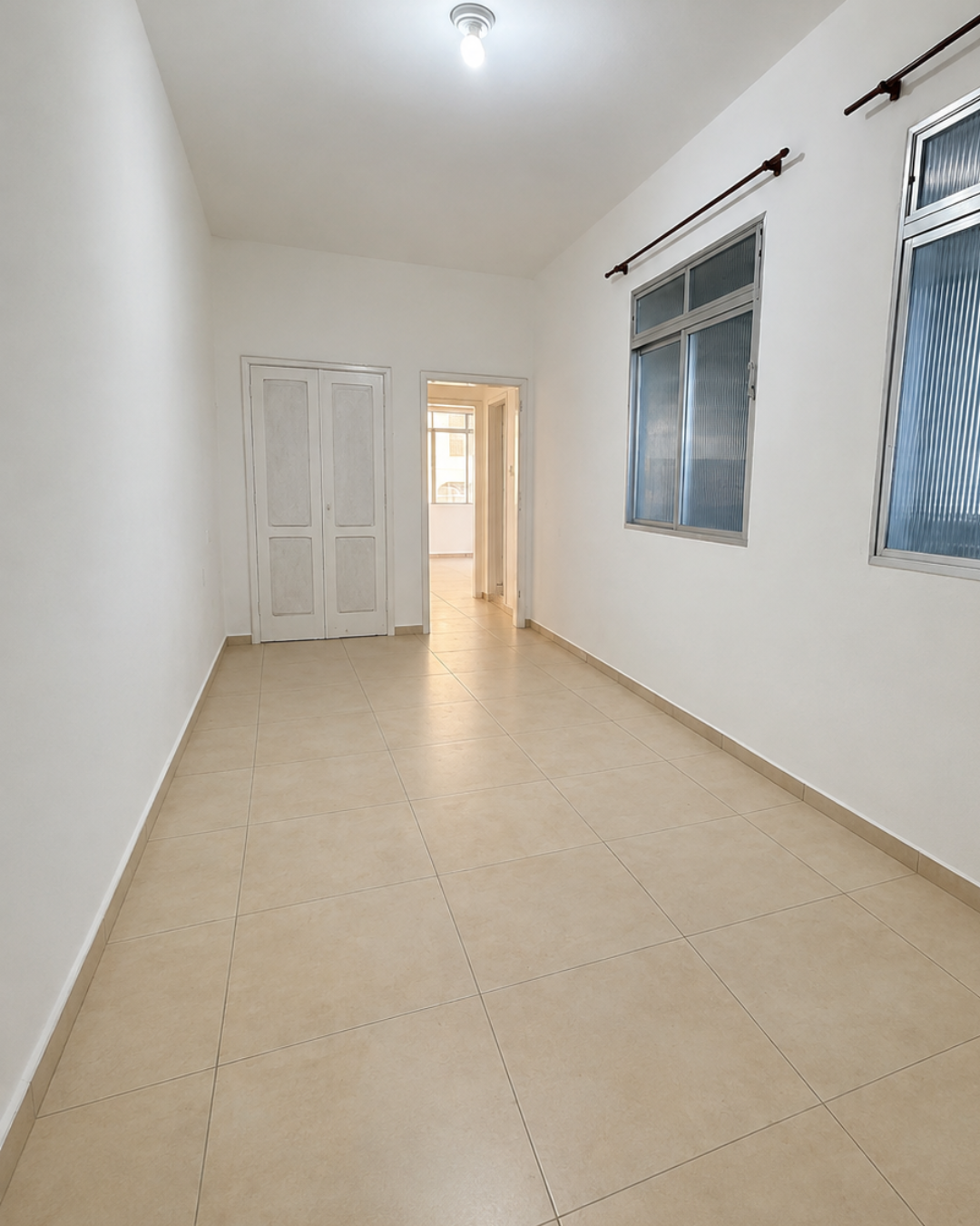 Apartamento de 2 Dormitórios Frente Marechal no Centro de Rio Grande/RS
